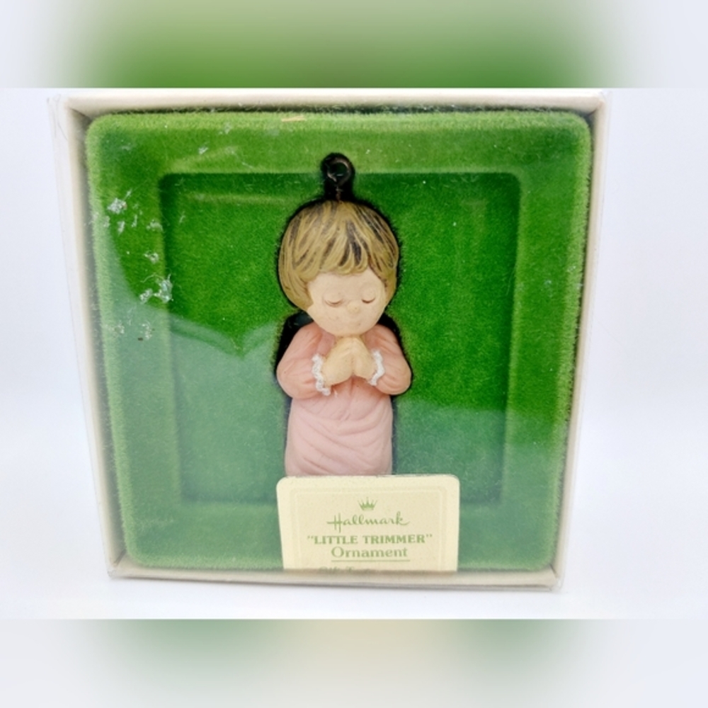 Praying Angel Vintage 1978 Hallmark‎ Christmas Ornament box